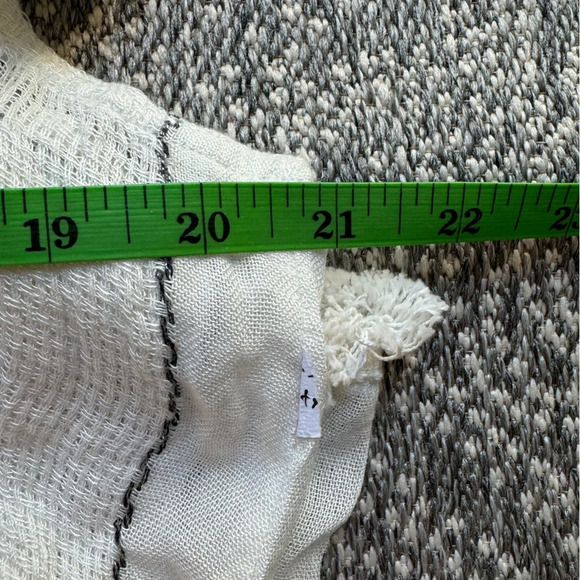 NWT SURF GYPSY Fringe Trim Ruffled Swim Cover Up - Large - Picture 10 of 16